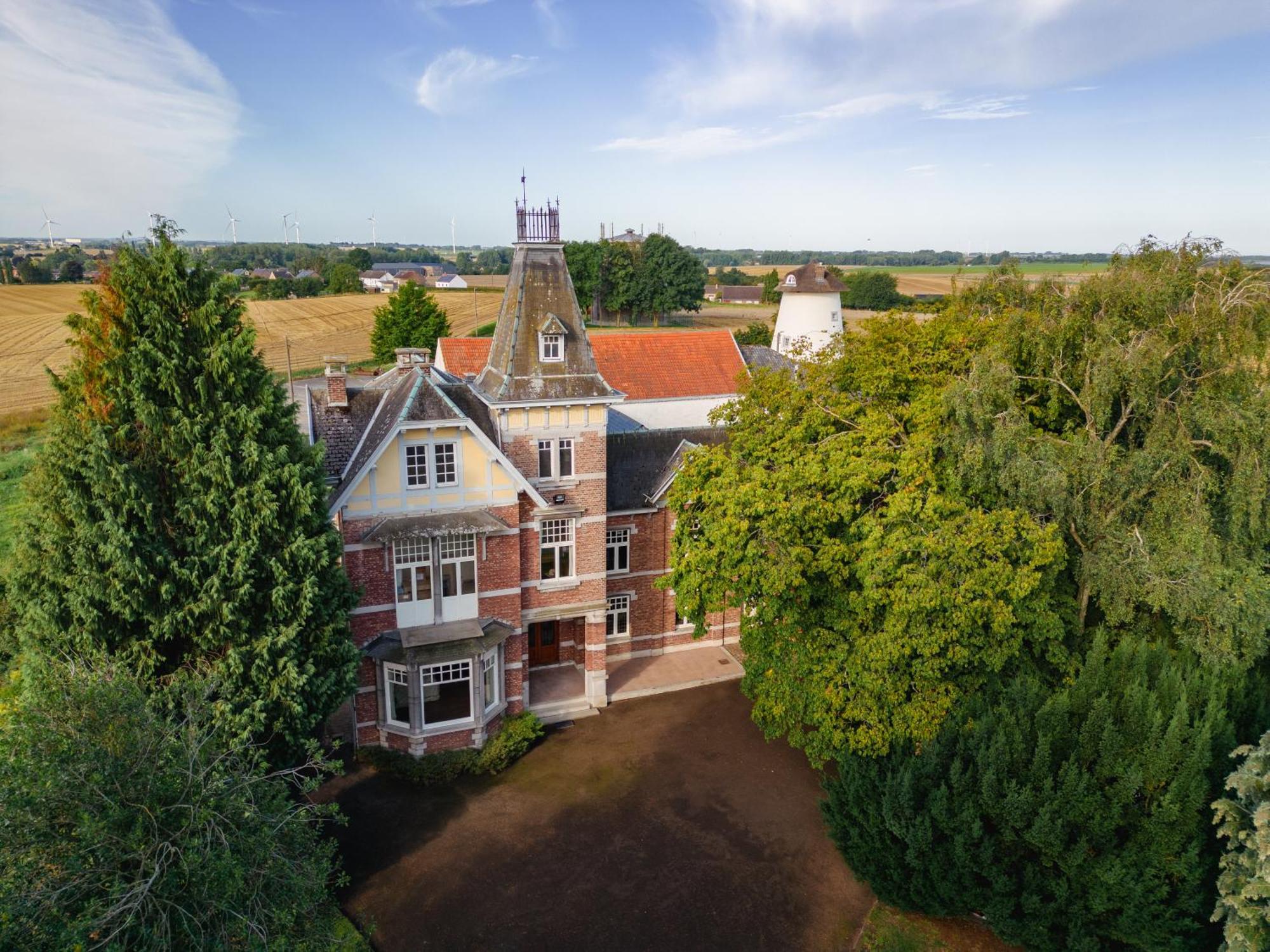 Manoir Du Moulin Hotell Berloz Exteriör bild